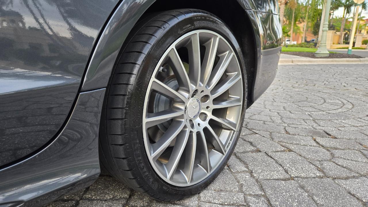 Mercedes-Benz CLS-Class CLS550 4MATIC 2016