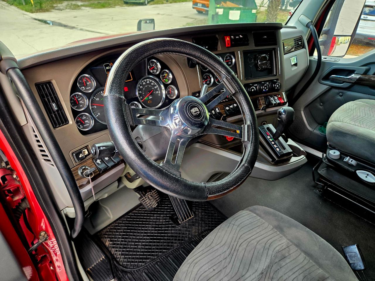 Kenworth T680  2016