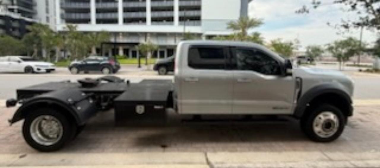 Ford F-550 Crew Cab DRW 4WD 2024