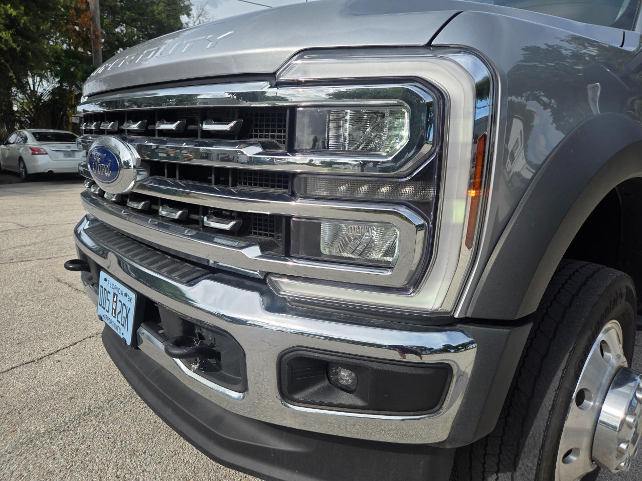 Ford F-550 Crew Cab DRW 4WD 2024