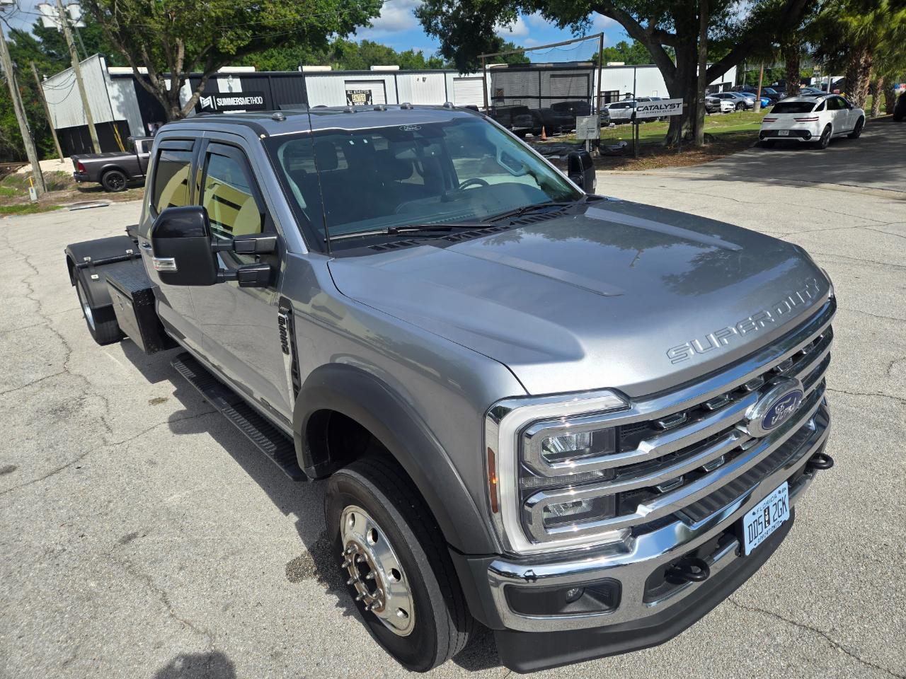 Ford F-550 Crew Cab DRW 4WD 2024