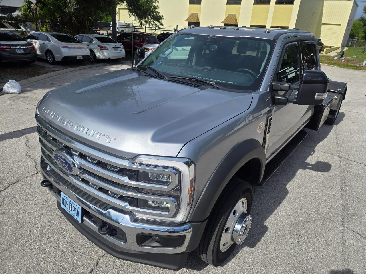 Ford F-550 Crew Cab DRW 4WD 2024