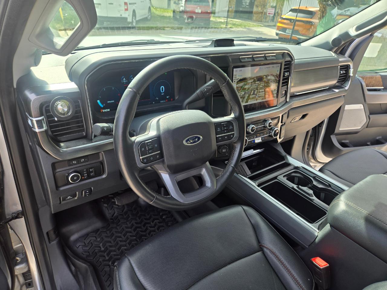 Ford F-550 Crew Cab DRW 4WD 2024