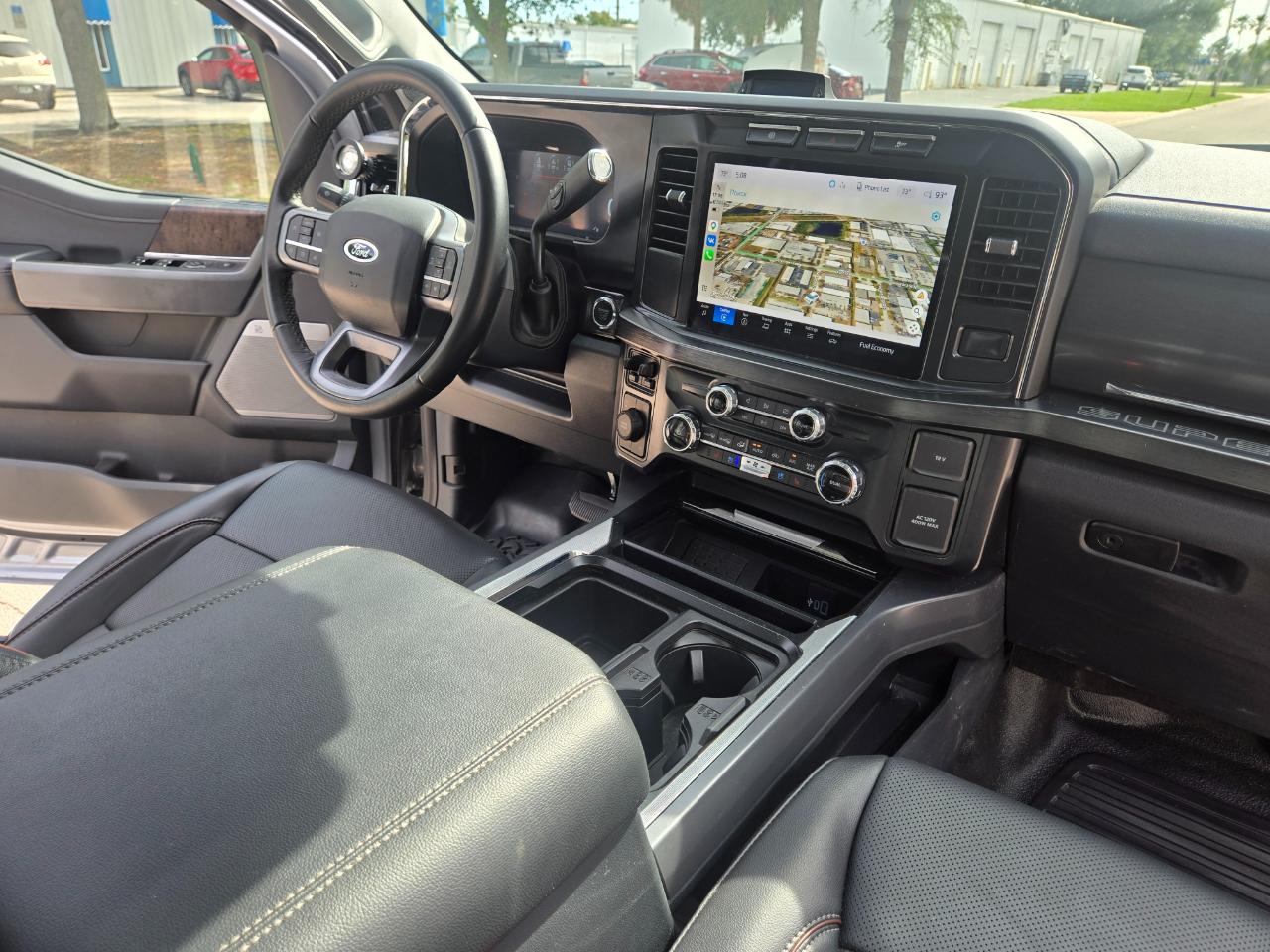 Ford F-550 Crew Cab DRW 4WD 2024