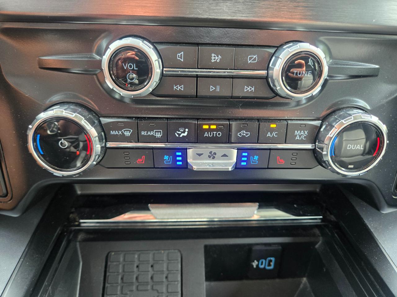 Ford F-550 Crew Cab DRW 4WD 2024
