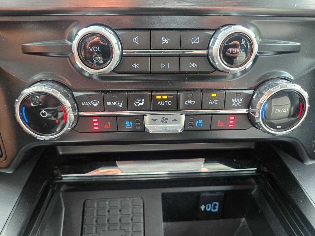 Ford F-550 Crew Cab DRW 4WD 2024