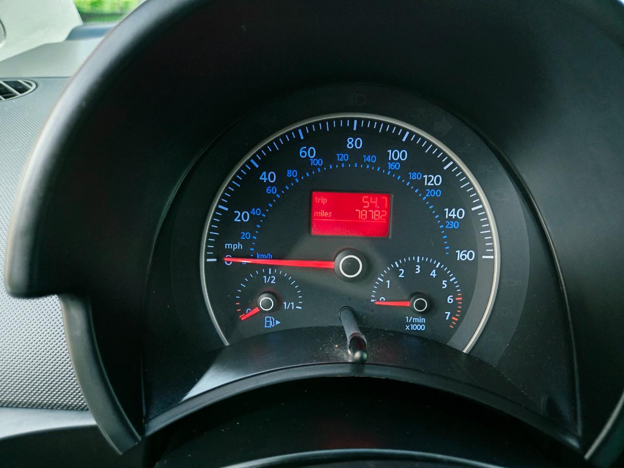 Volkswagen New Beetle  2009