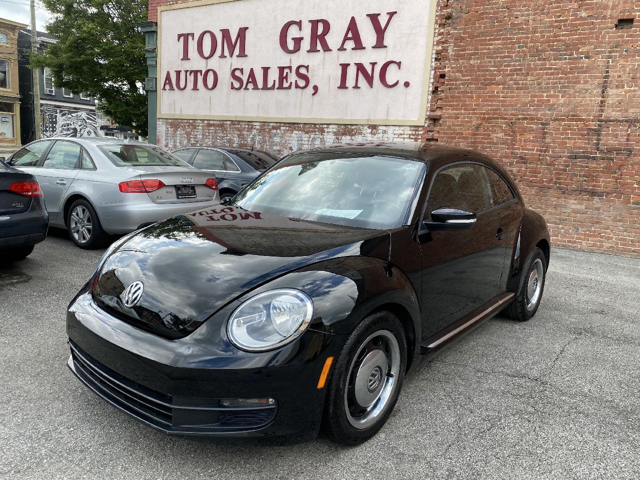 Used 2012 Volkswagen Beetle 2.5L for Sale in Louisville KY 40204 Tom