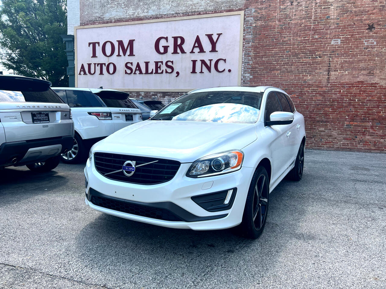 Used 2016 Volvo XC60 AWD 4dr T6 DriveE RDesign for Sale in Louisville