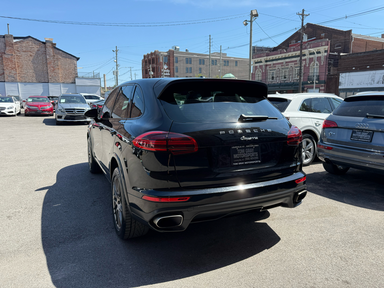 2018 Porsche Cayenne Platinum Edition photo 3