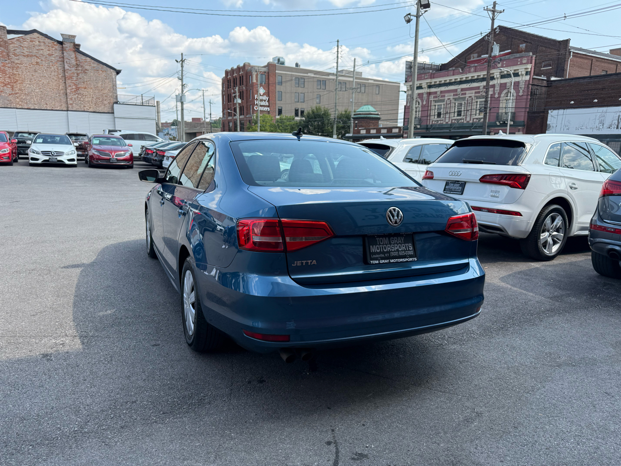 2015 Volkswagen Jetta 2.0 S photo 2