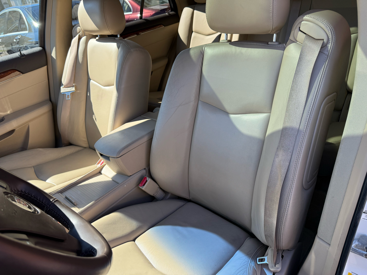 Cadillac SRX 4dr V8 2007