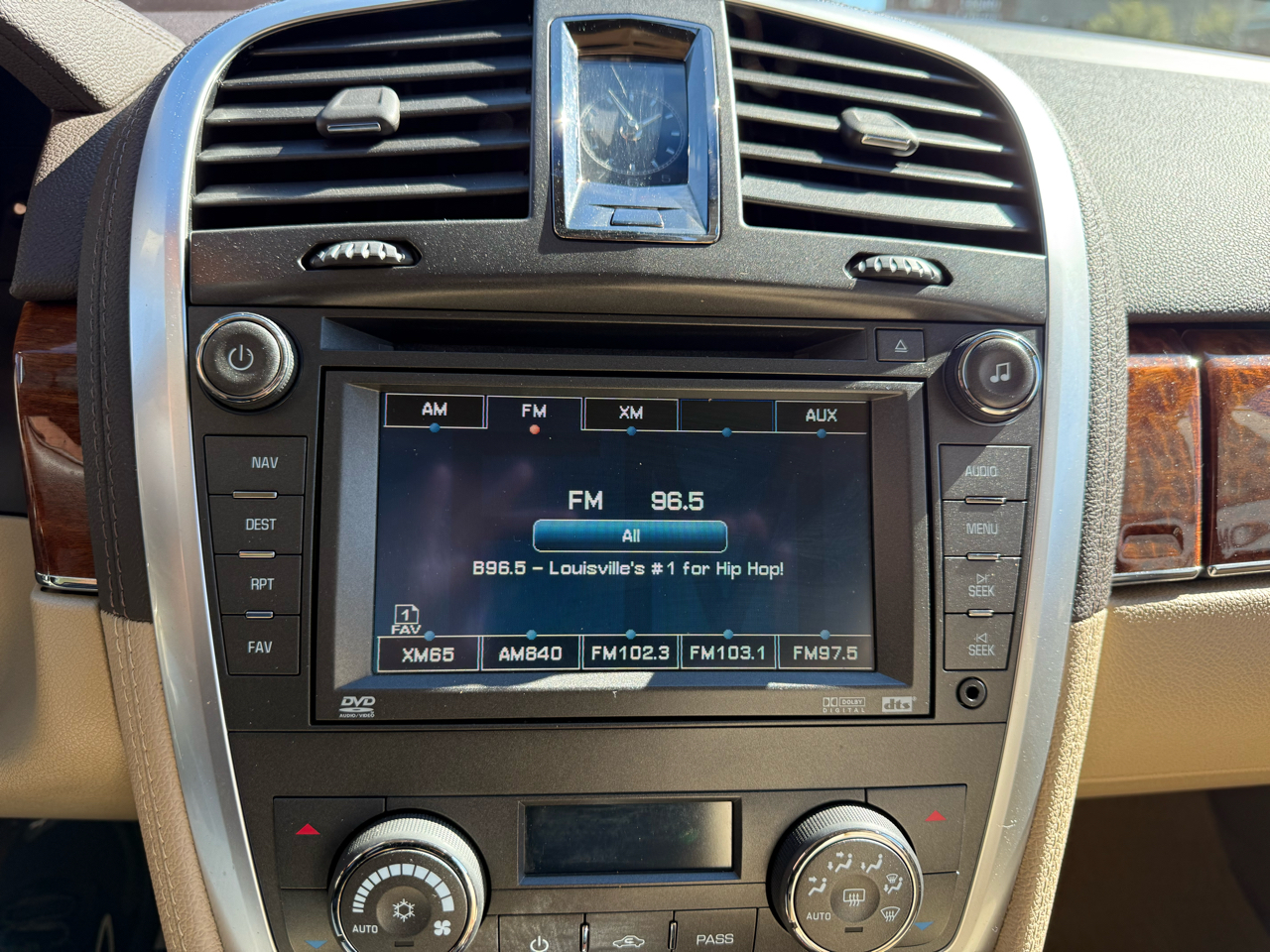 Cadillac SRX 4dr V8 2007