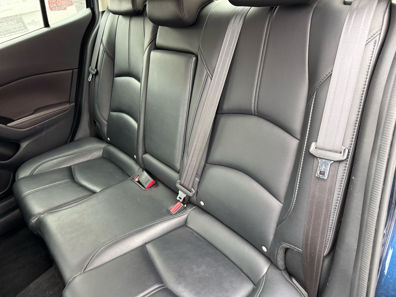 2017 Mazda Mazda3 Touring photo 4