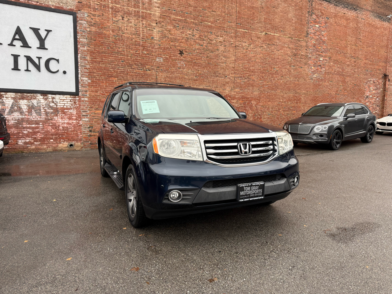 Honda Pilot 4WD 4dr Touring w/RES & Navi 2012