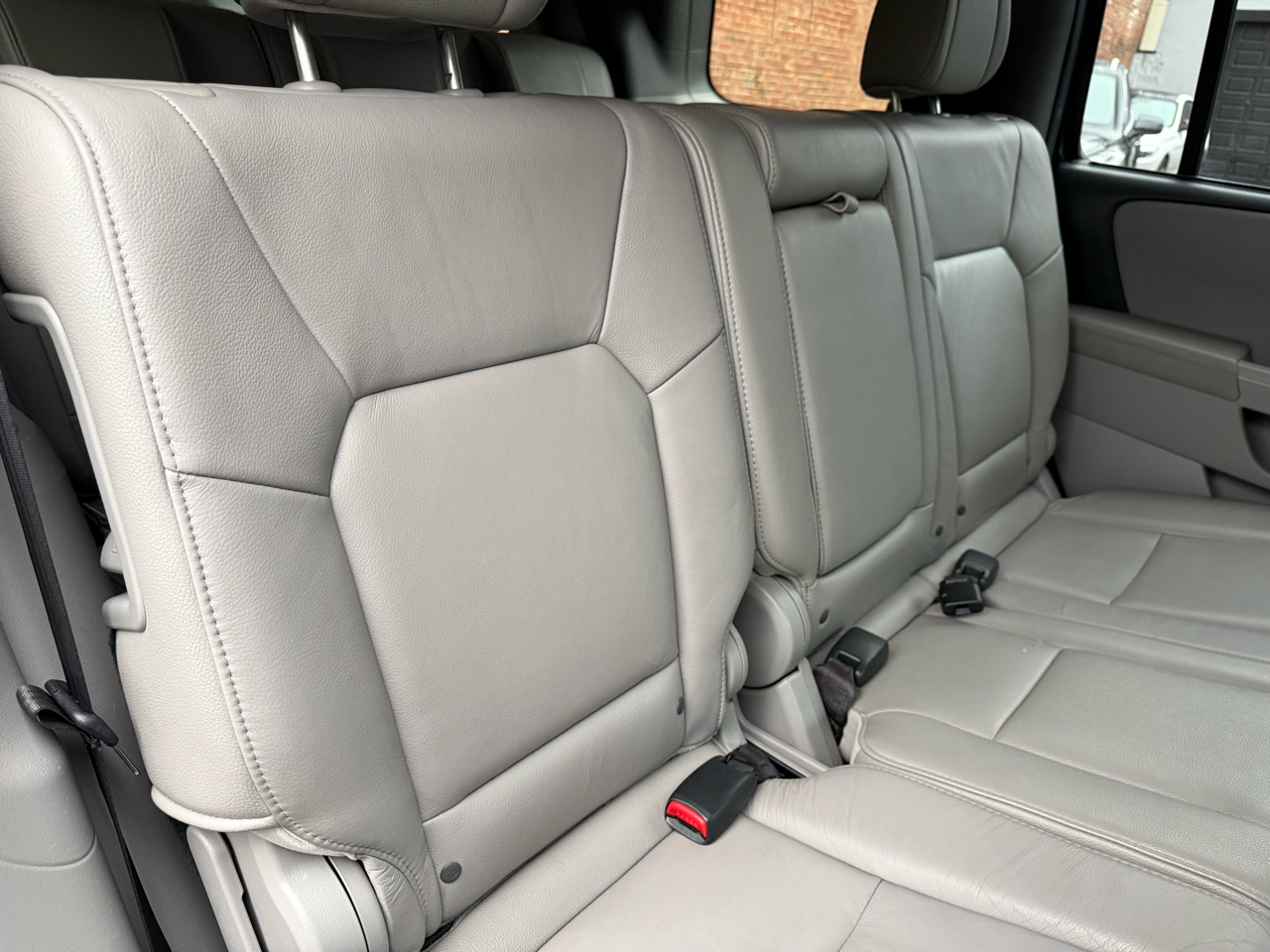 Honda Pilot 4WD 4dr Touring w/RES & Navi 2012