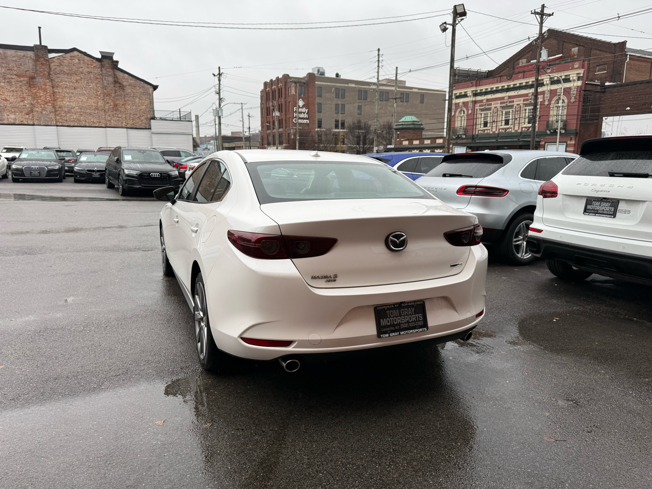 2020 Mazda Mazda3 Sedan Preferred photo 3