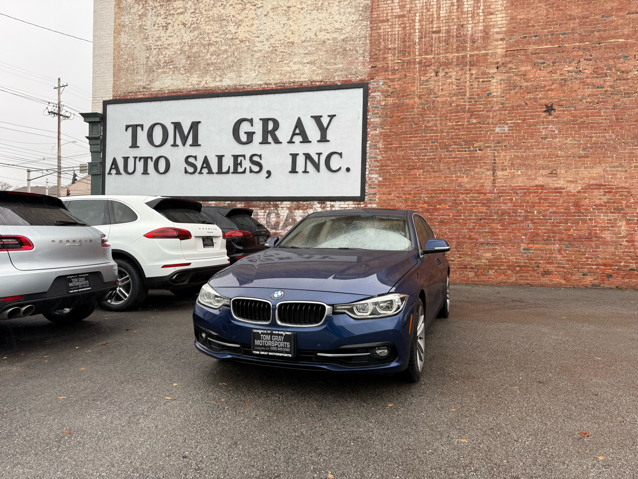 2017 BMW 3 Series 330i Sedan
