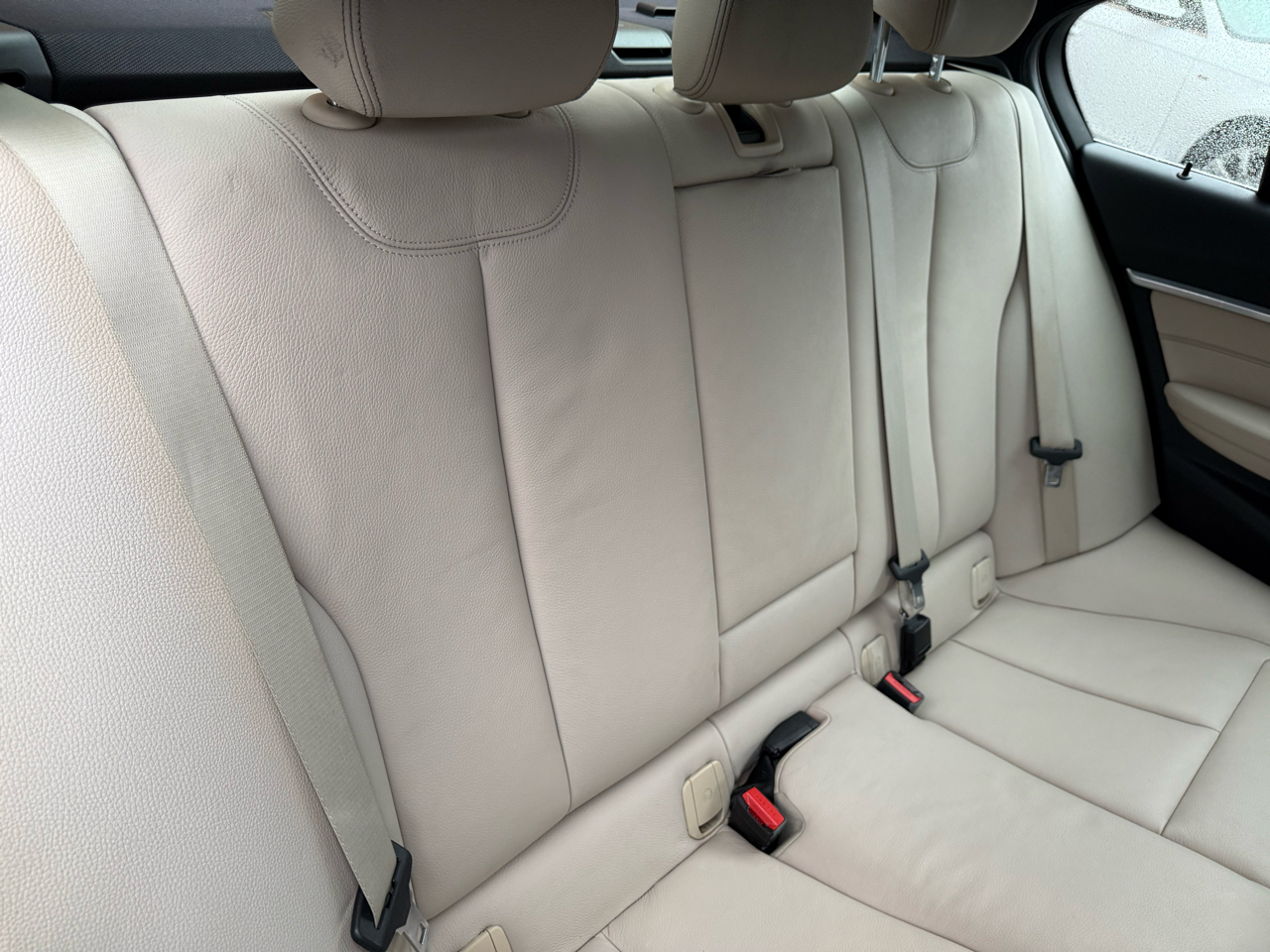 BMW 3 Series 330i Sedan 2017