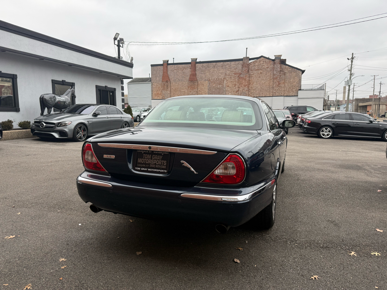 Jaguar XJ 4dr Sdn XJ8 2007