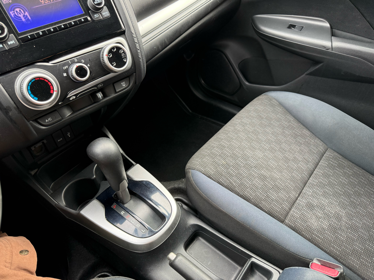 Honda Fit 5dr HB CVT LX 2015