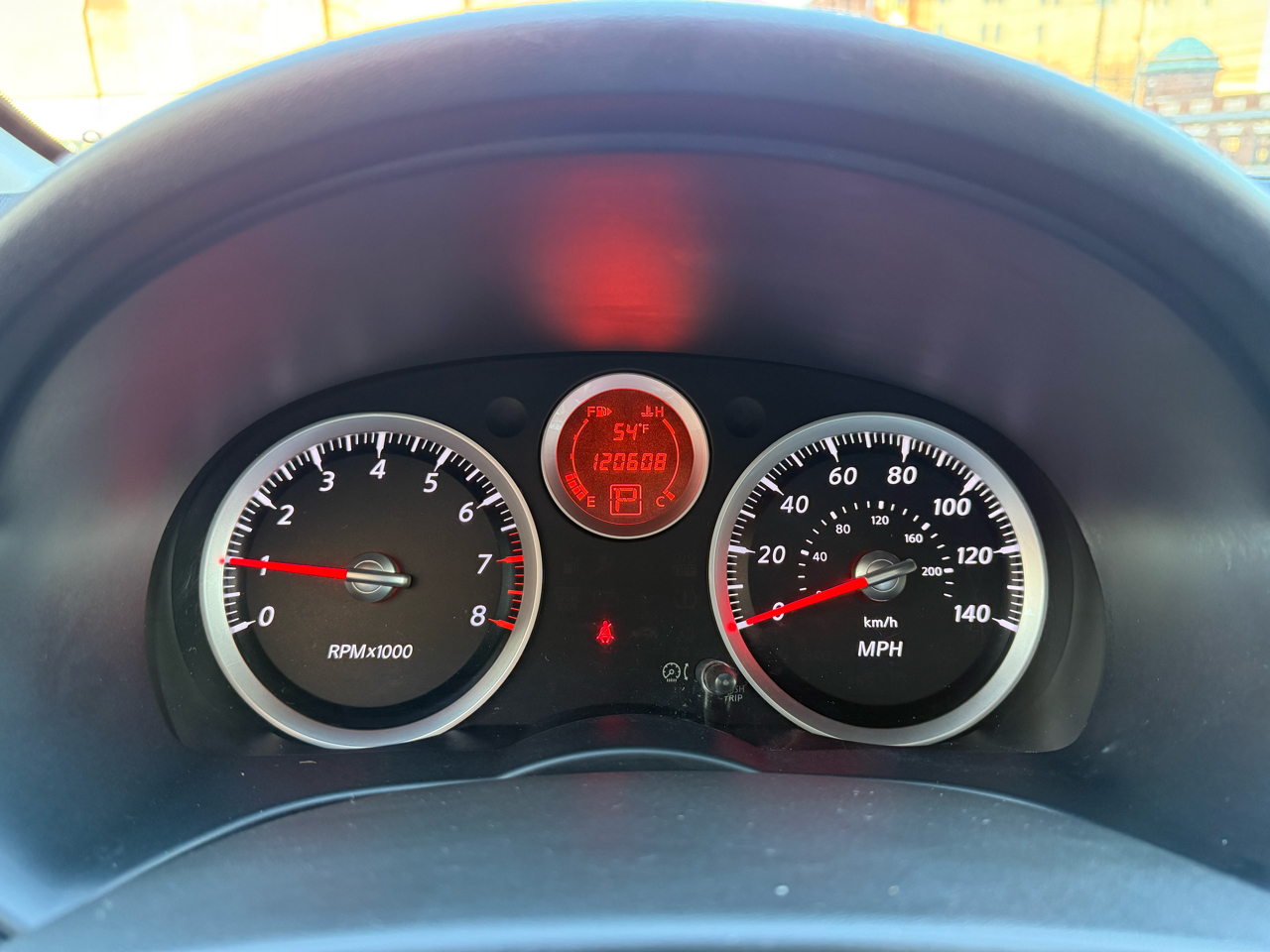 Nissan Sentra 4dr Sdn I4 CVT 2.0 SL 2011