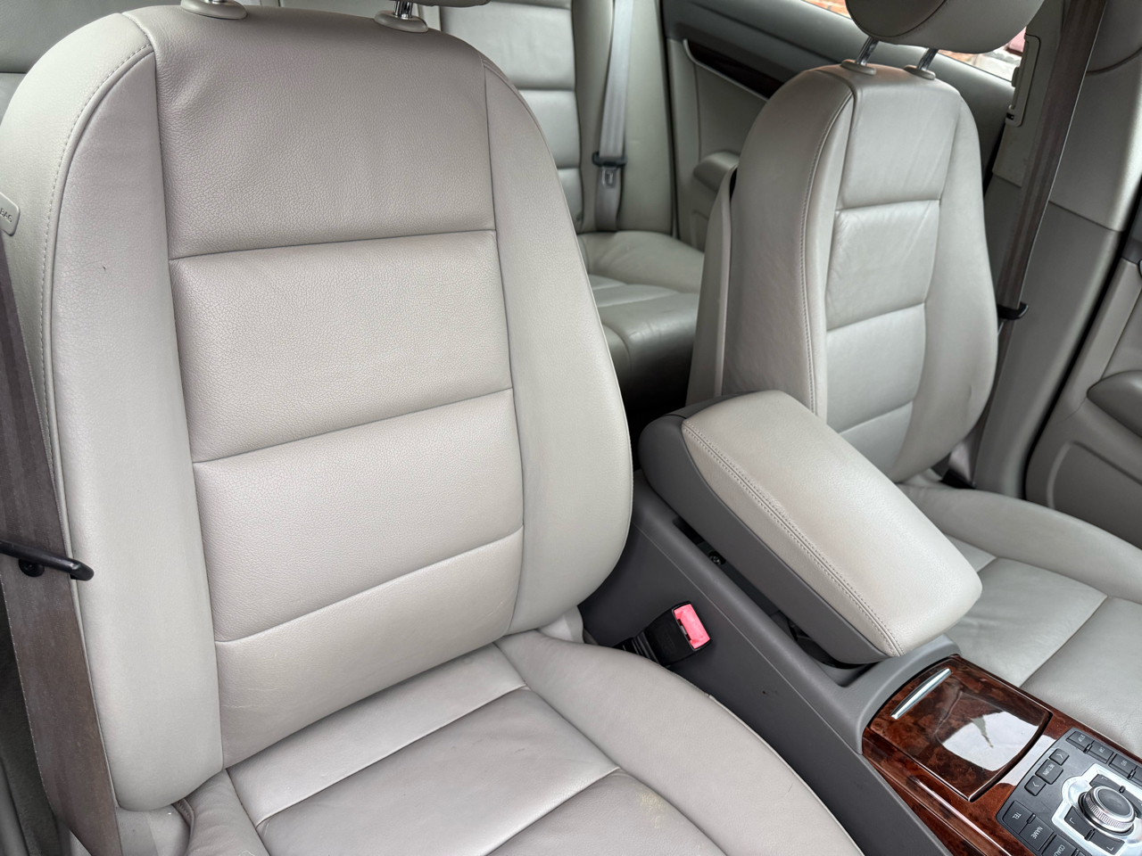 Audi A6 4dr Sdn 3.2L quattro 2007