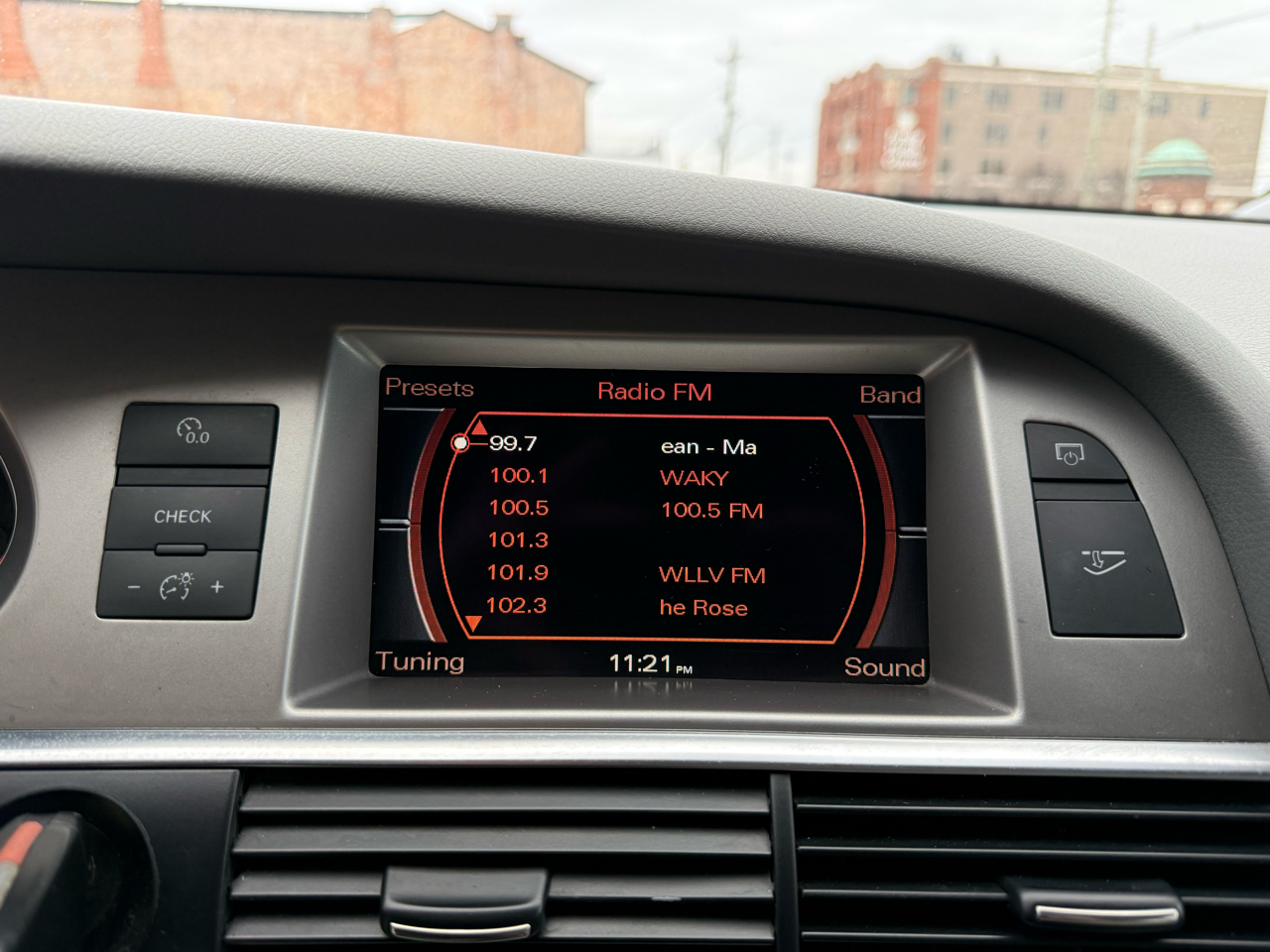 Audi A6 4dr Sdn 3.2L quattro 2007