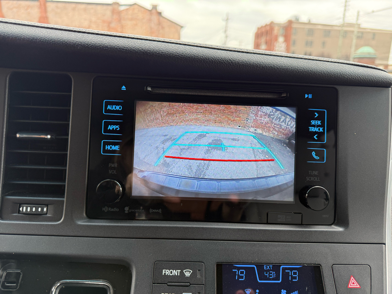 Toyota Sienna 5dr 7-Pass Van XLE Premium AWD (Natl) 2016