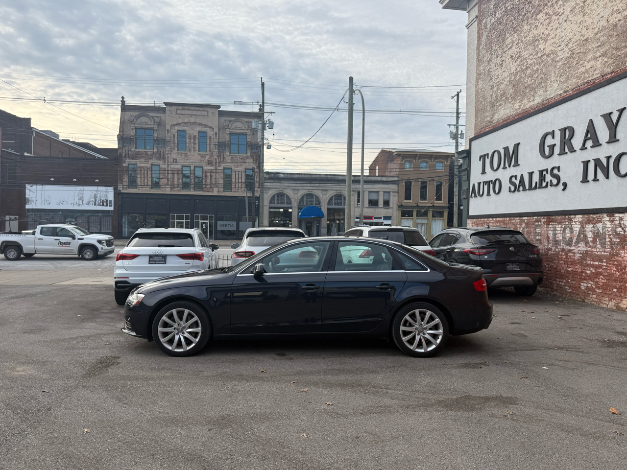 Audi A4 4dr Sdn Auto quattro 2.0T Premium Plus 2013