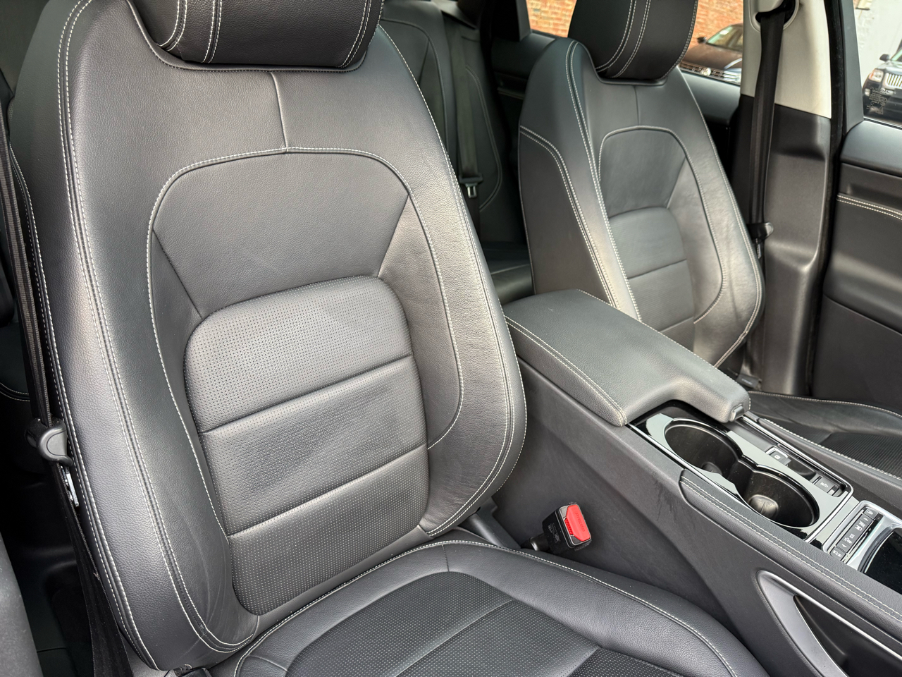 Jaguar F-Pace 35t R-Sport AWD 2017