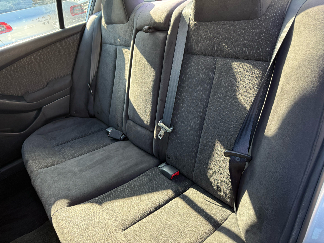 Nissan Altima 4dr Sdn I4 CVT 2.5 S 2012