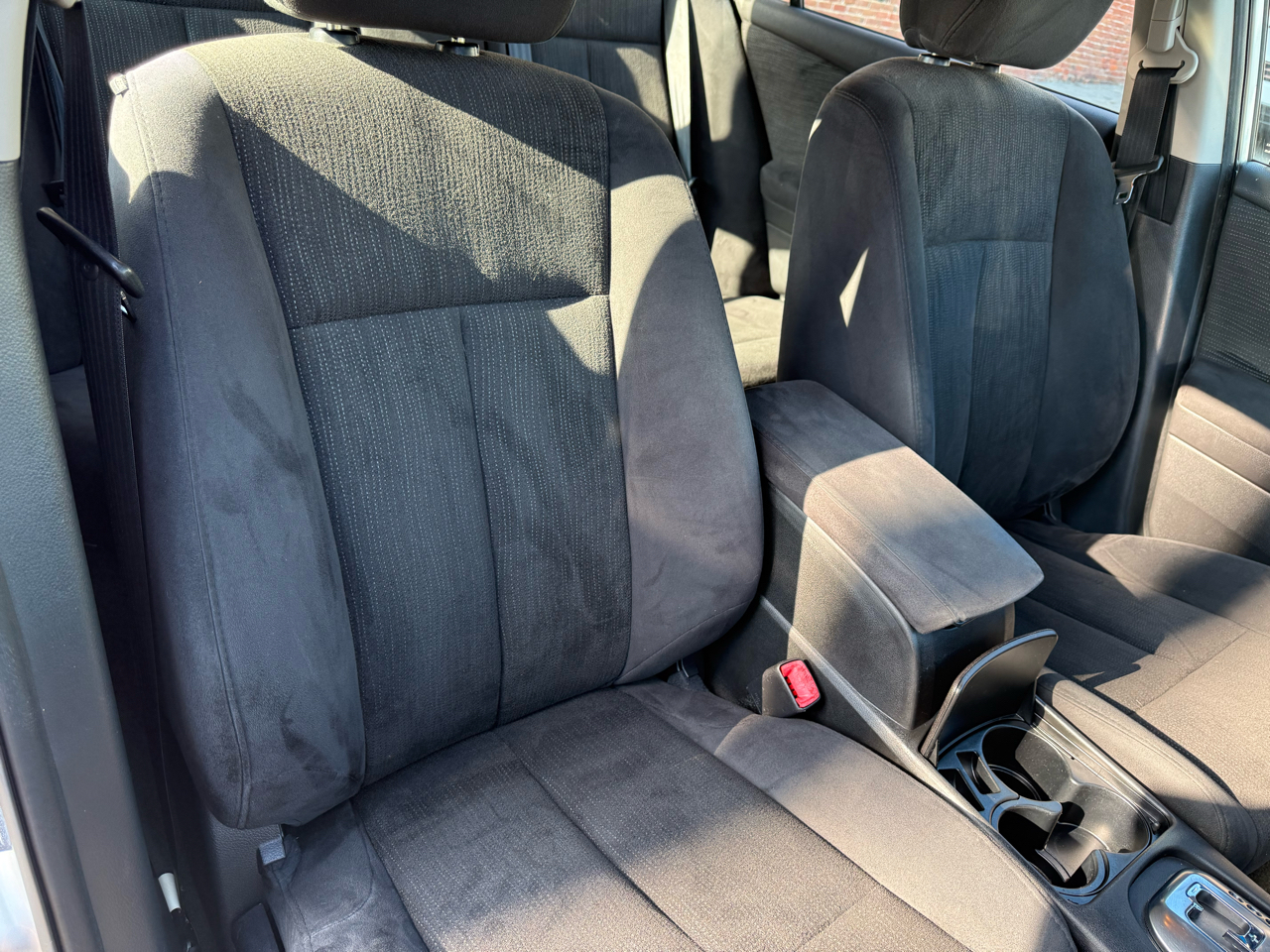 Nissan Altima 4dr Sdn I4 CVT 2.5 S 2012