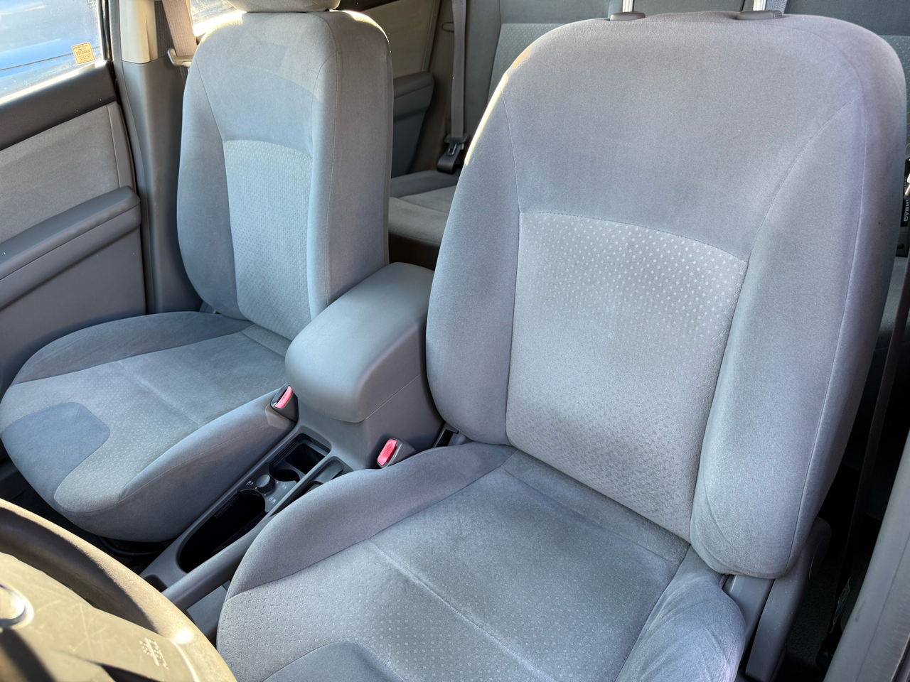 Nissan Sentra 4dr Sdn I4 CVT 2.0 2009