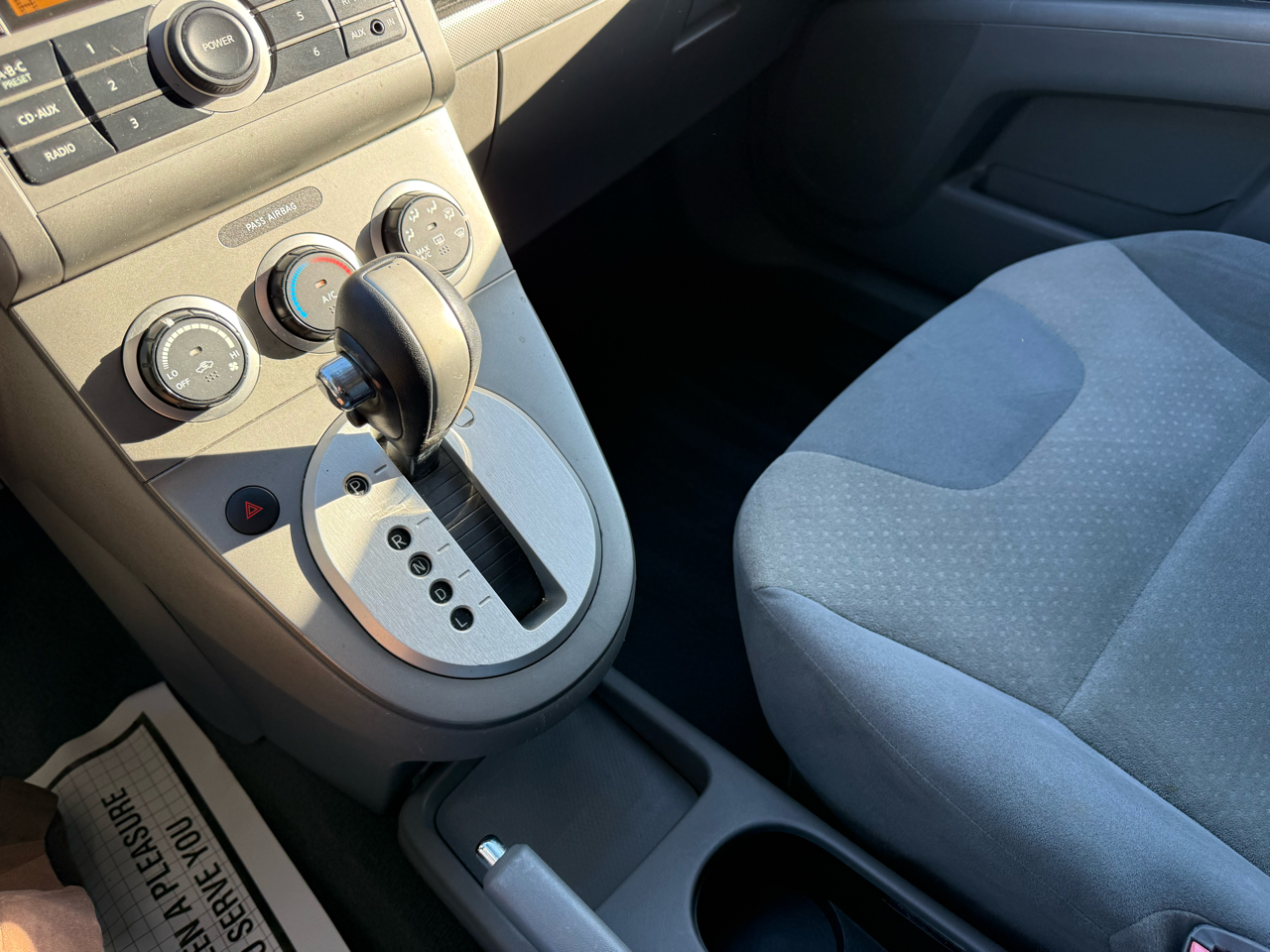 Nissan Sentra 4dr Sdn I4 CVT 2.0 2009