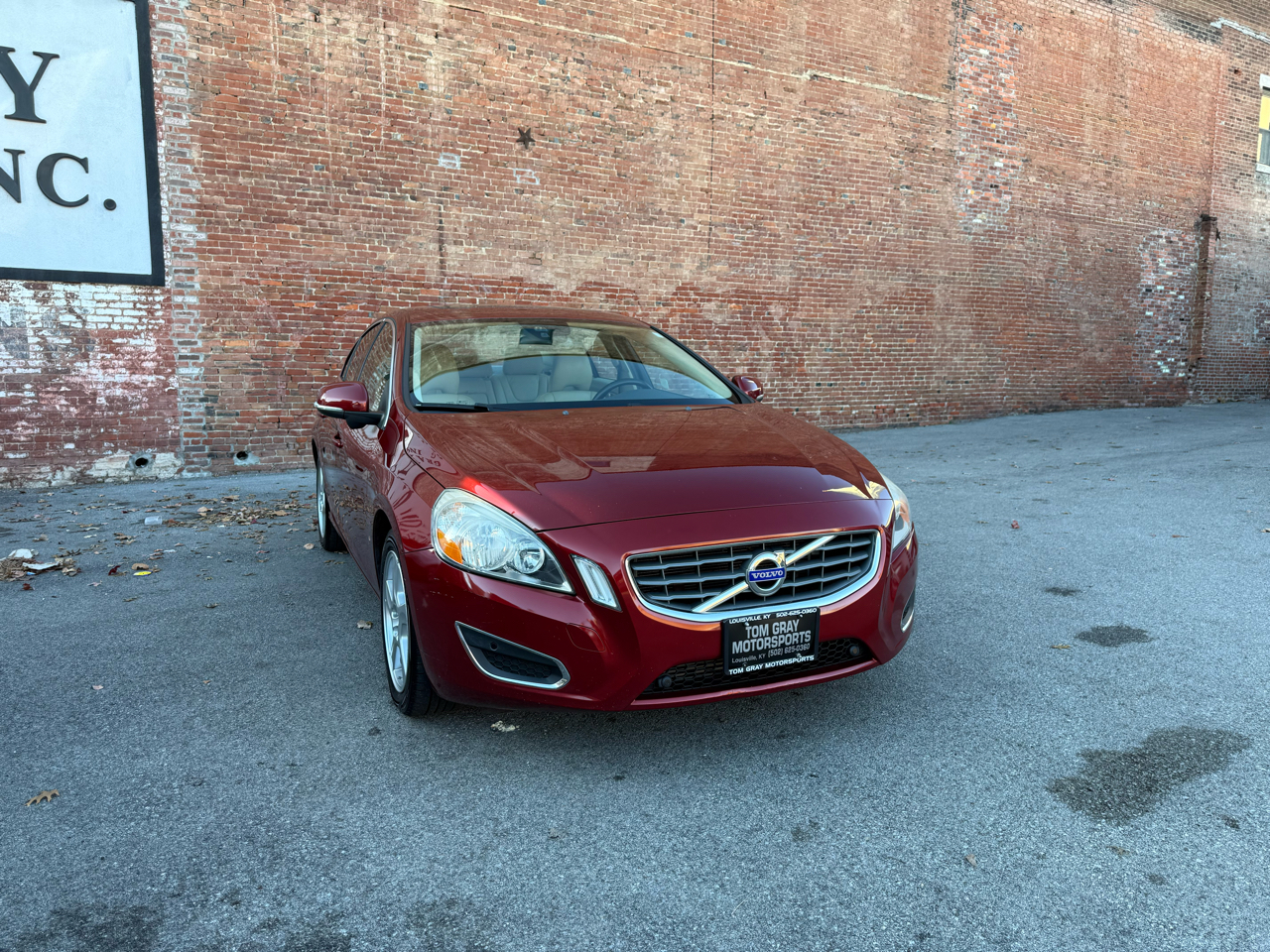 Volvo S60 FWD 4dr Sdn T5 2012