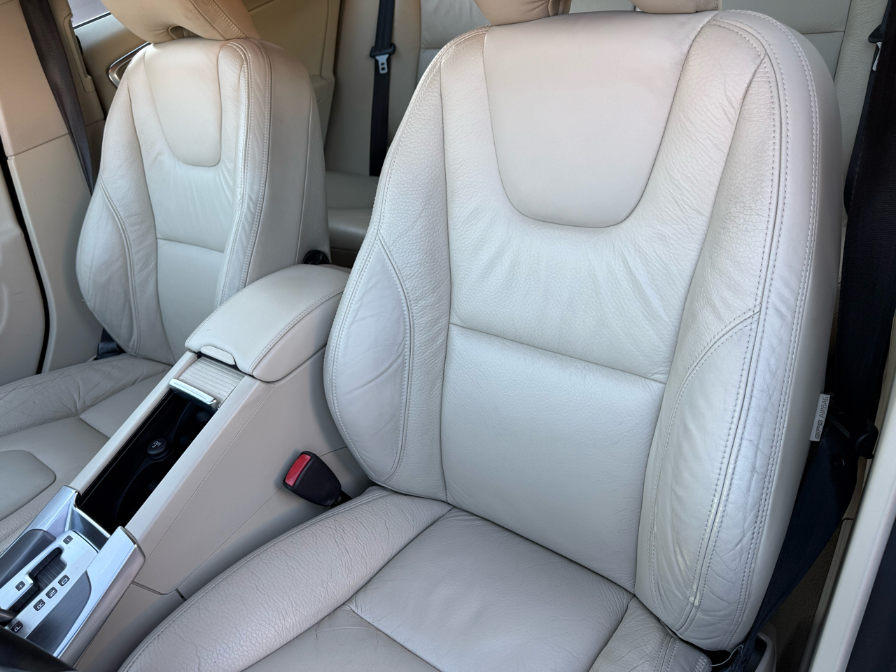 Volvo S60 FWD 4dr Sdn T5 2012