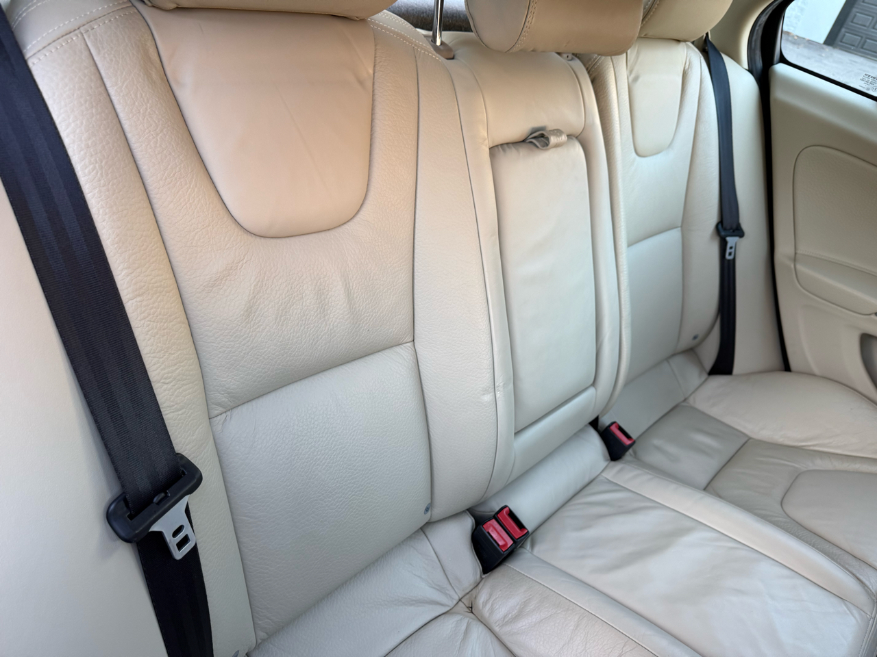 Volvo S60 FWD 4dr Sdn T5 2012