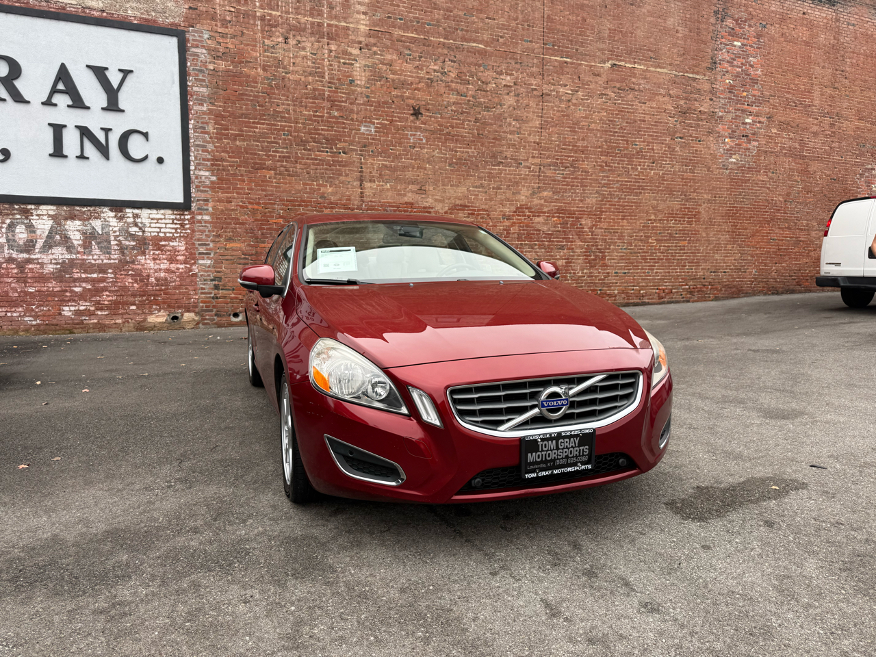 Volvo S60 FWD 4dr Sdn T5 2012