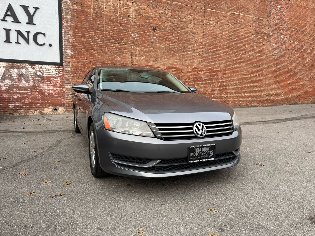 Volkswagen Passat 4dr Sdn 2.5L Auto S PZEV 2012