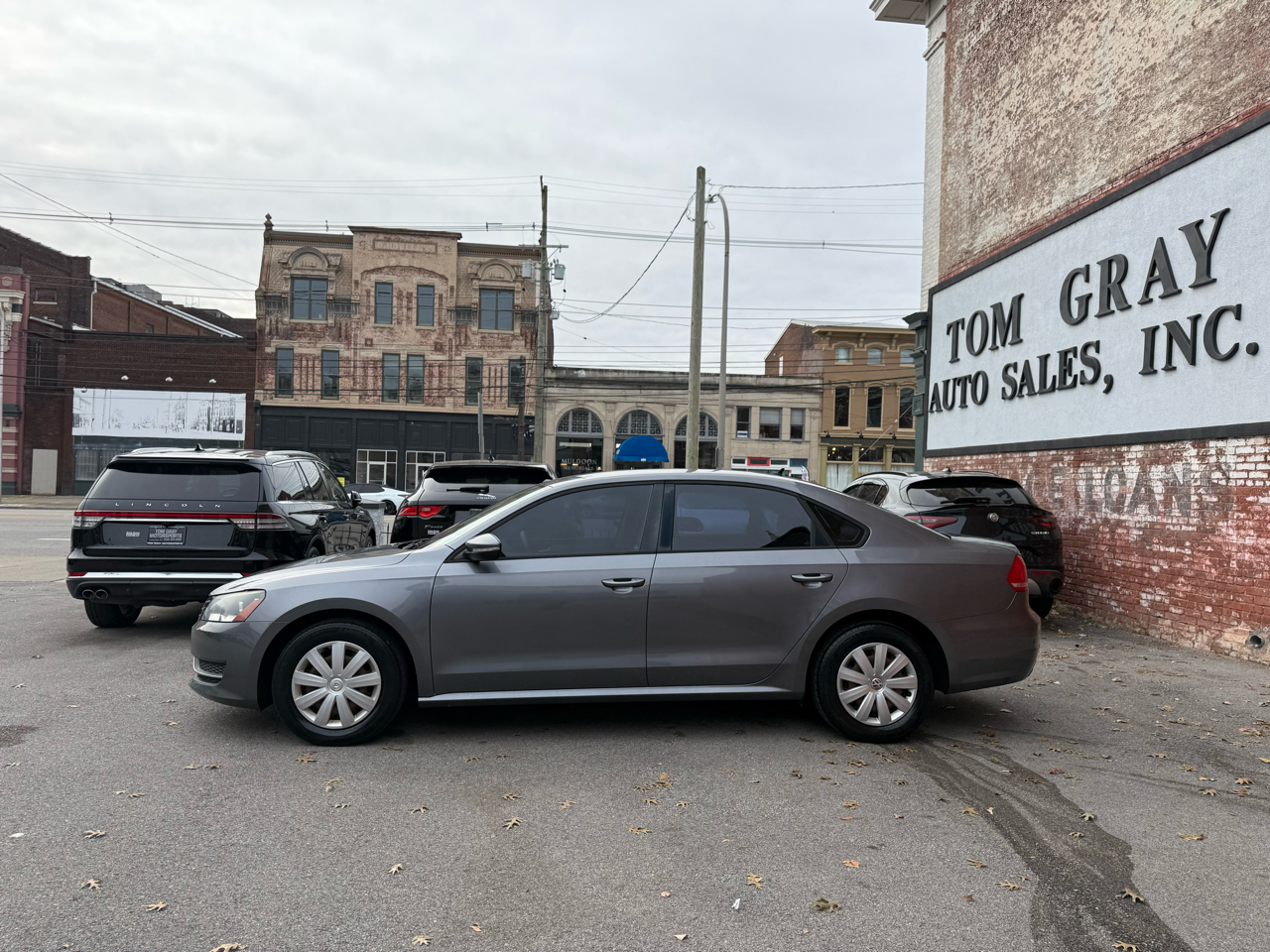 Volkswagen Passat 4dr Sdn 2.5L Auto S PZEV 2012