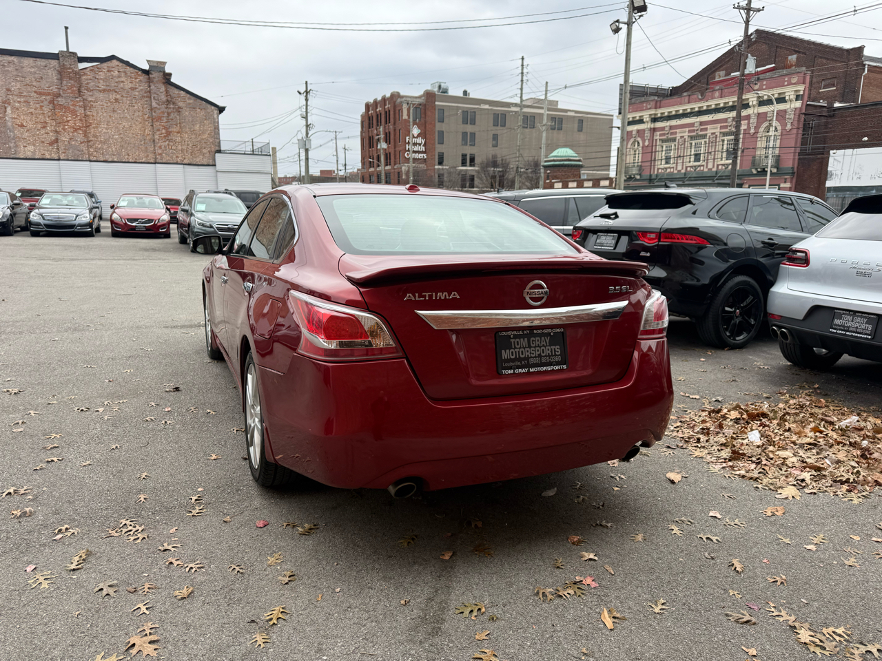 Nissan Altima 4dr Sdn V6 3.5 SL 2013