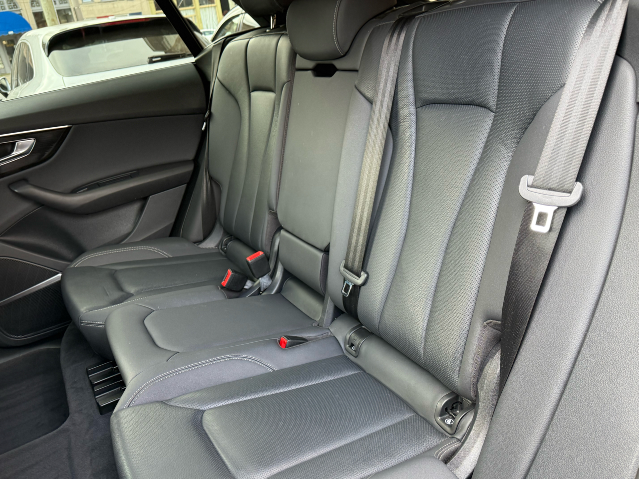 Audi Q8 Premium Plus 55 TFSI quattro 2021