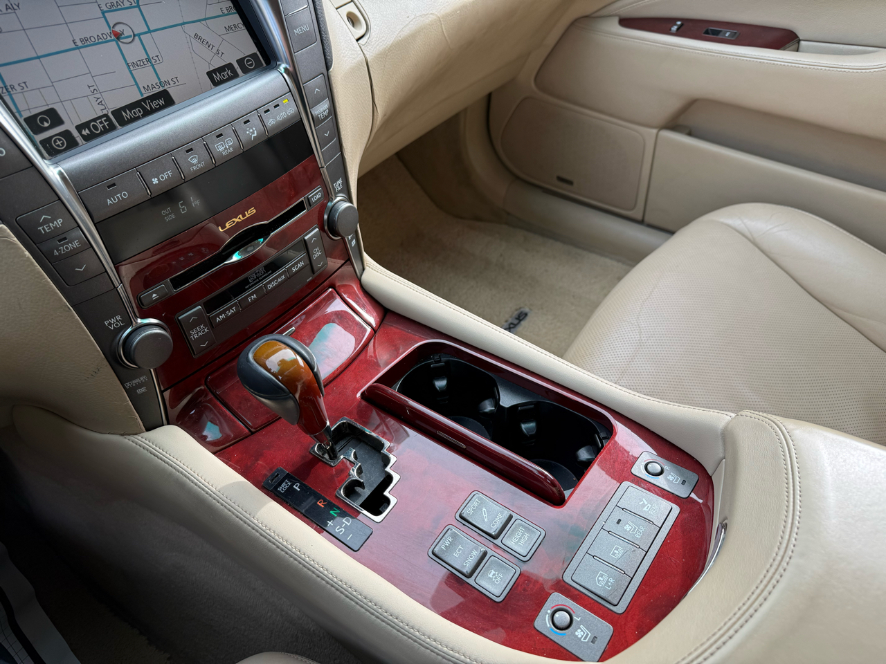 Lexus LS 460 4dr Sdn LWB 2008