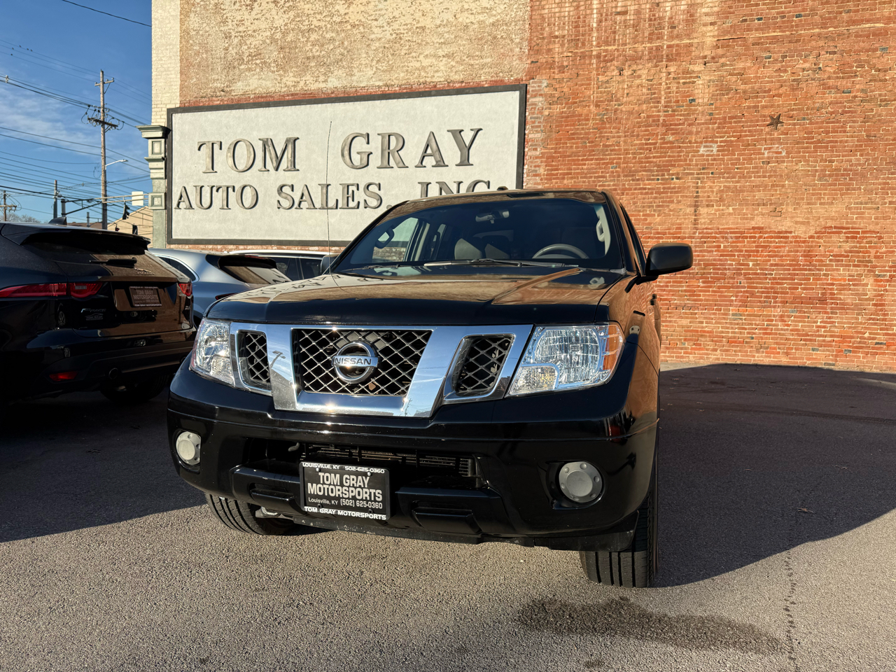 2016 Nissan Frontier 4WD Crew Cab SWB Auto SV