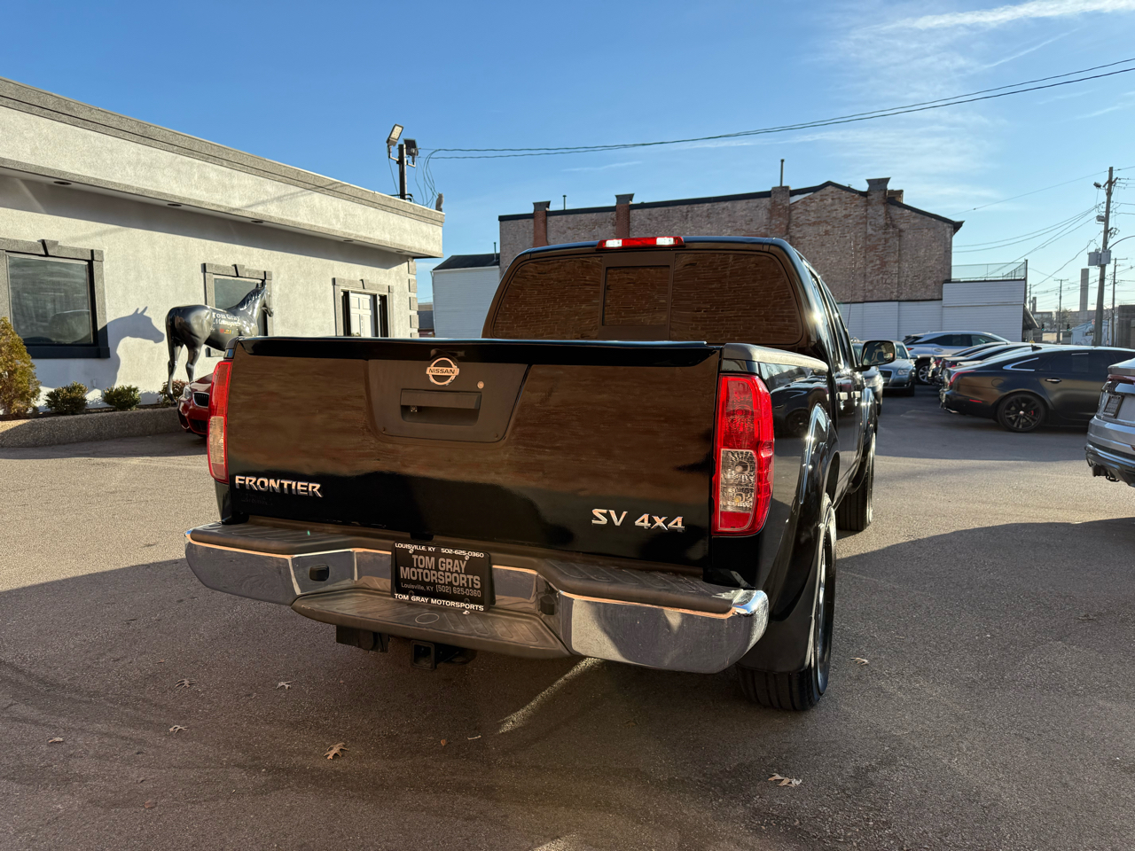 Nissan Frontier 4WD Crew Cab SWB Auto SV 2016