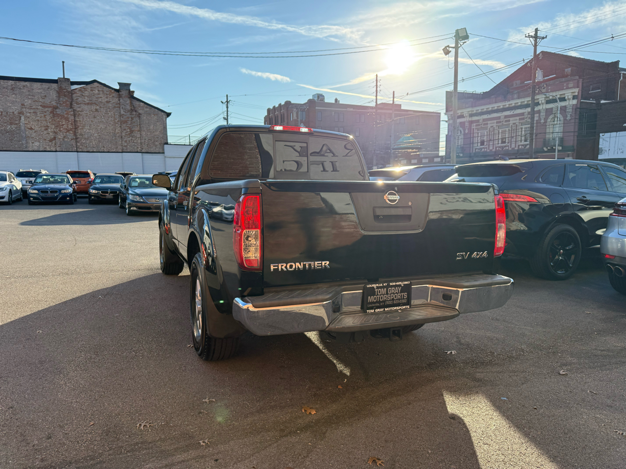 Nissan Frontier 4WD Crew Cab SWB Auto SV 2016