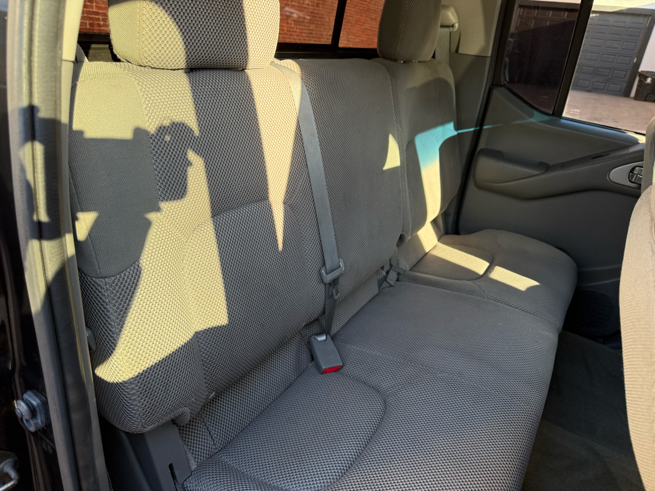 Nissan Frontier 4WD Crew Cab SWB Auto SV 2016