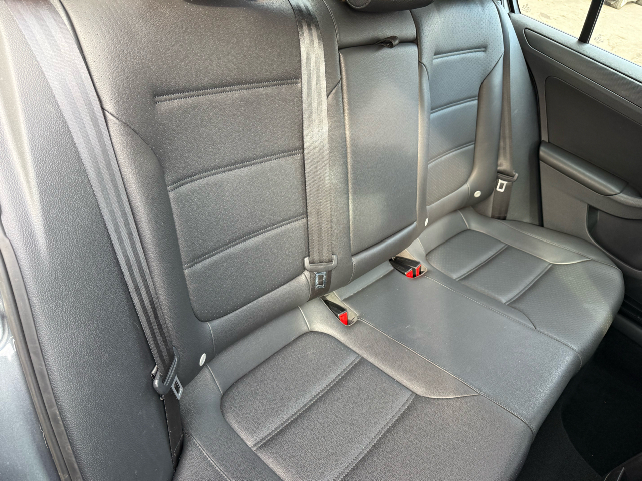 Volkswagen Jetta Sedan 4dr Auto SE PZEV 2014