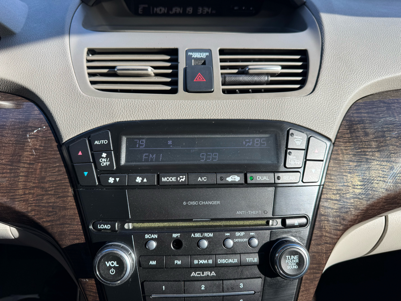 Acura MDX AWD 4dr 2010